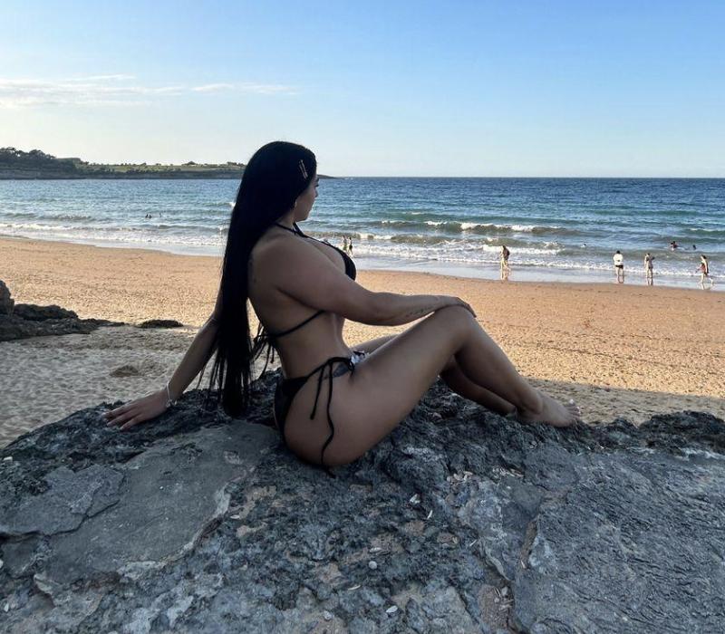 657629786: Chica busca chico en La Coruña