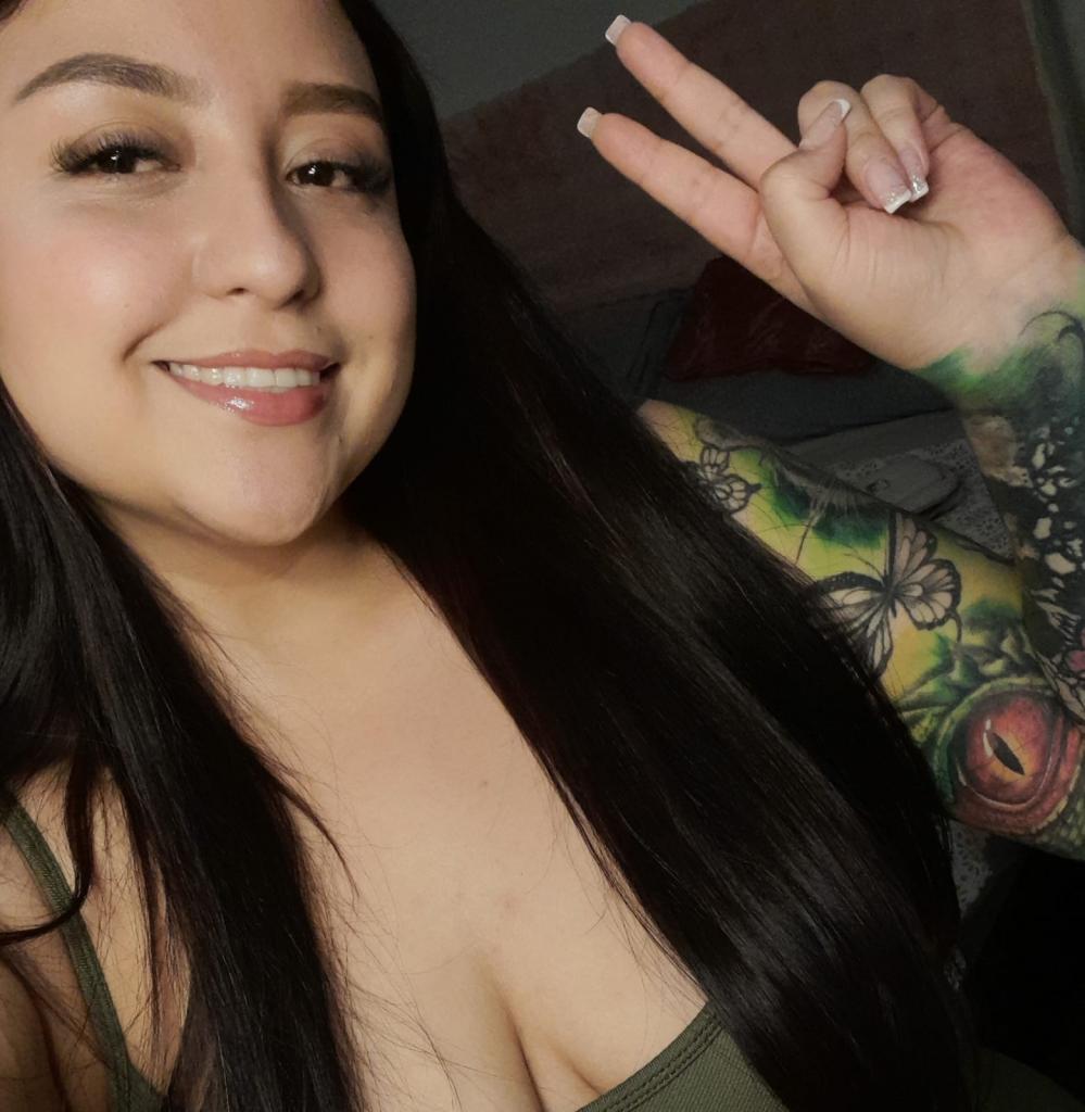 671483286: Chica busca chico en Barcelona