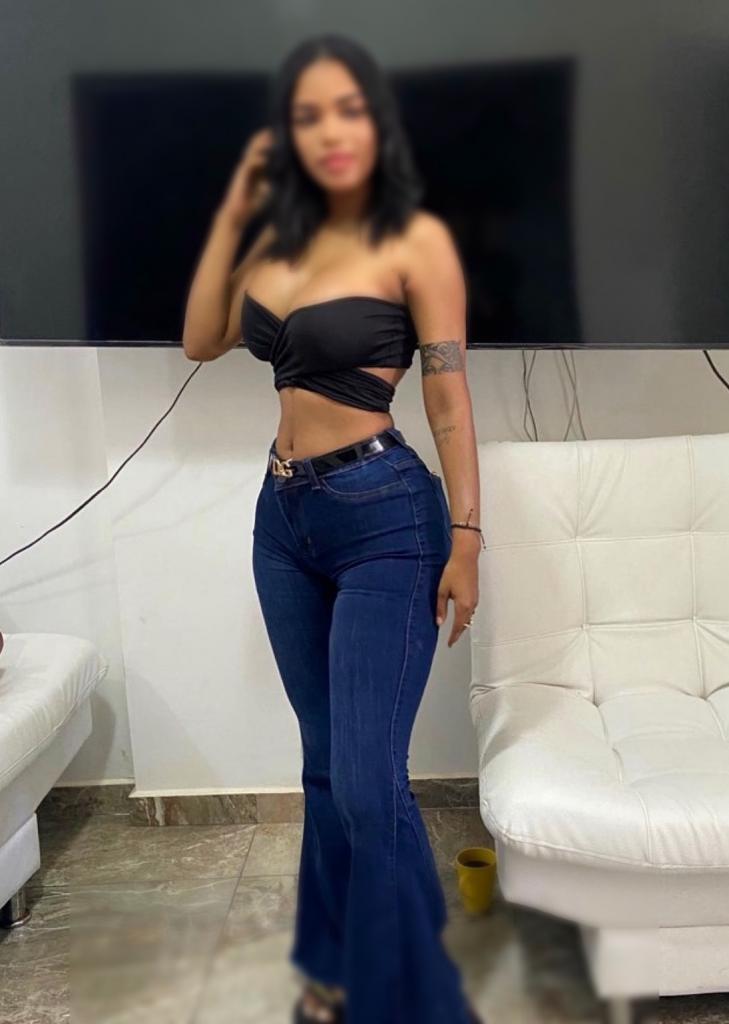 614742653: Chica busca chico en Córdoba