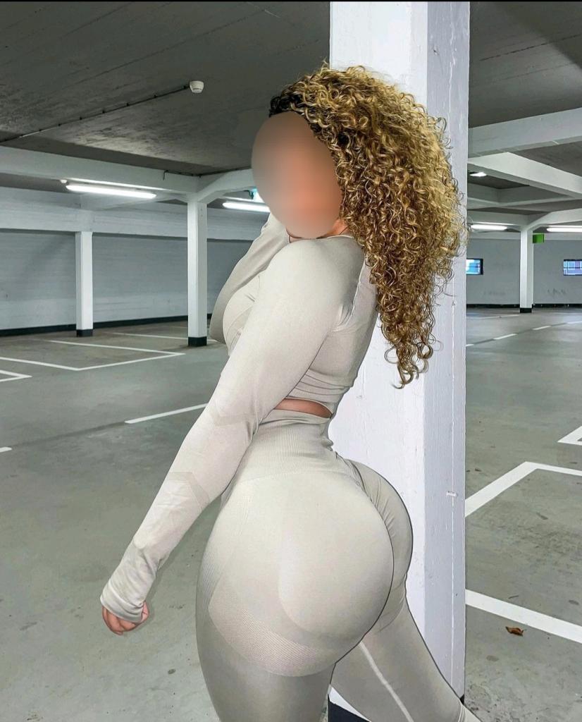 603320856: Chica busca chico en Cádiz