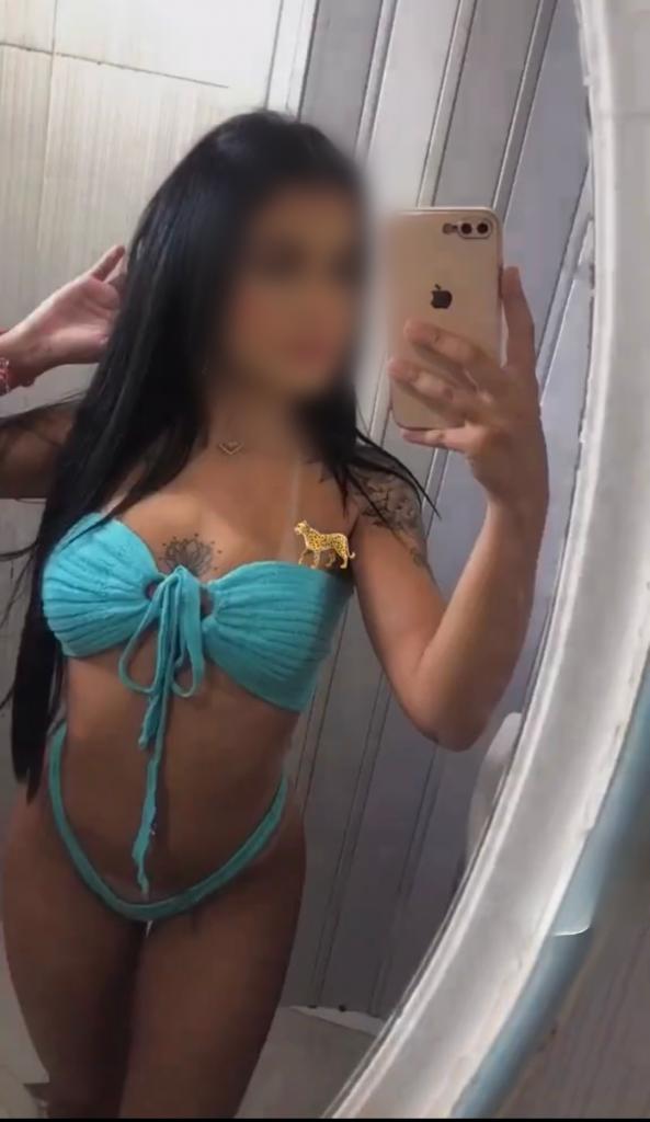 687507825: Chica busca chico en Alicante