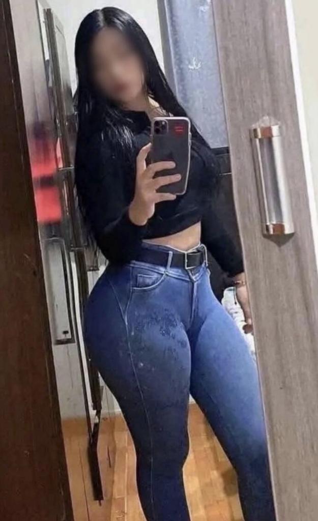 634071468: Chica busca chico en Granada