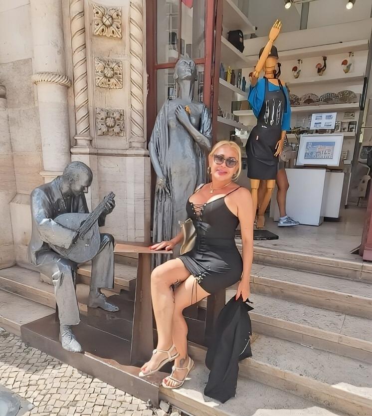 Travesti en Granada: Transexuales y Travestis