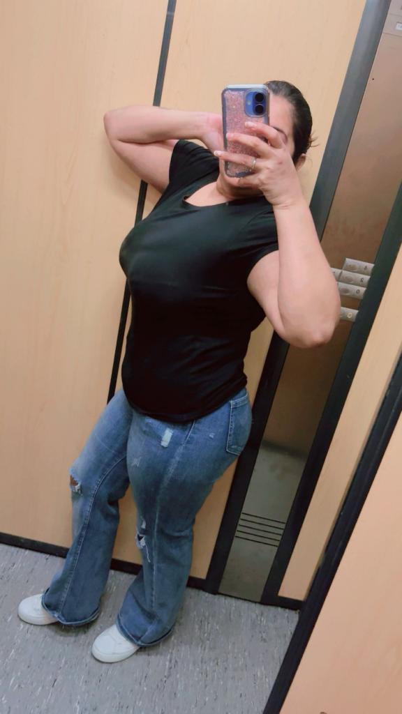 Chica busca chico en Almería: 