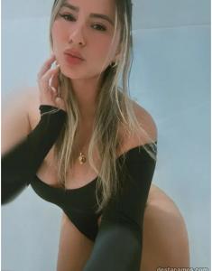 624913401: Chica busca chico en Navarra