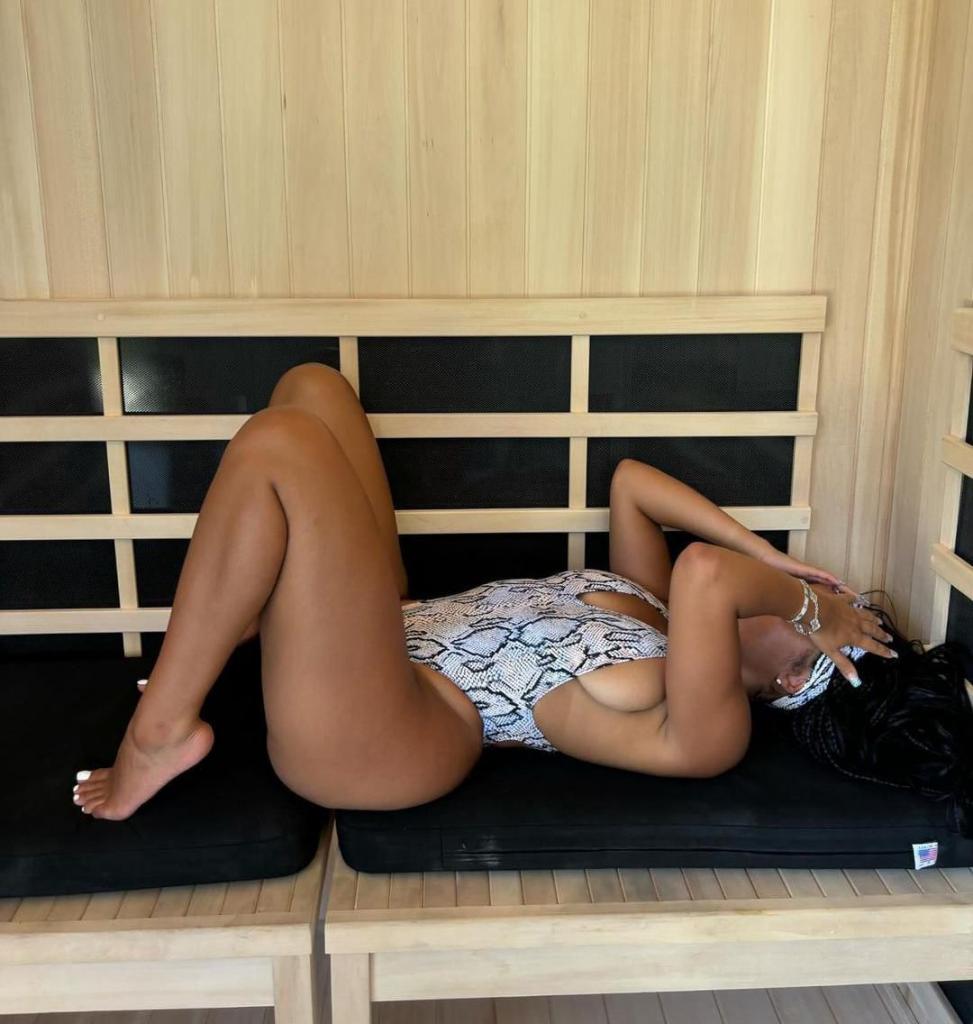 Chica busca chico en Sevilla: 