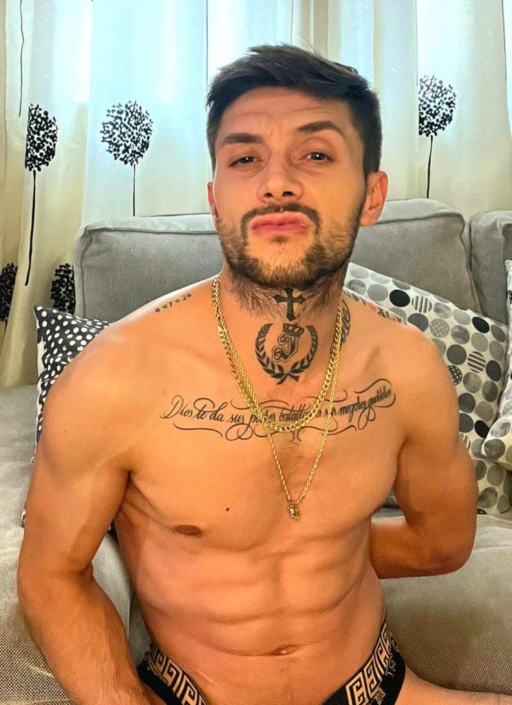 613218116: Chico busca chica en Mallorca