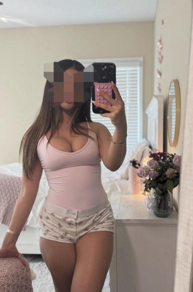 673326254: Chica busca chico en Málaga