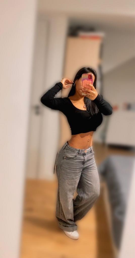 636431335: Chica busca chico en Zaragoza