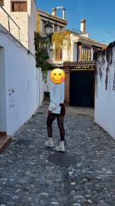 614815238: Chica busca chico en Granada