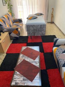 672909959: Chica busca chico en Zaragoza