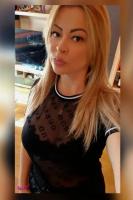 645944071: Chica busca chico en La Coruña