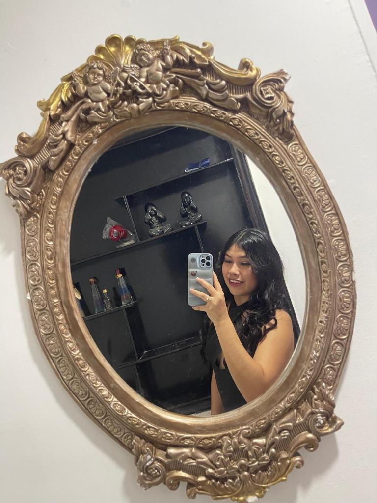 Chica busca chico en Alicante: 