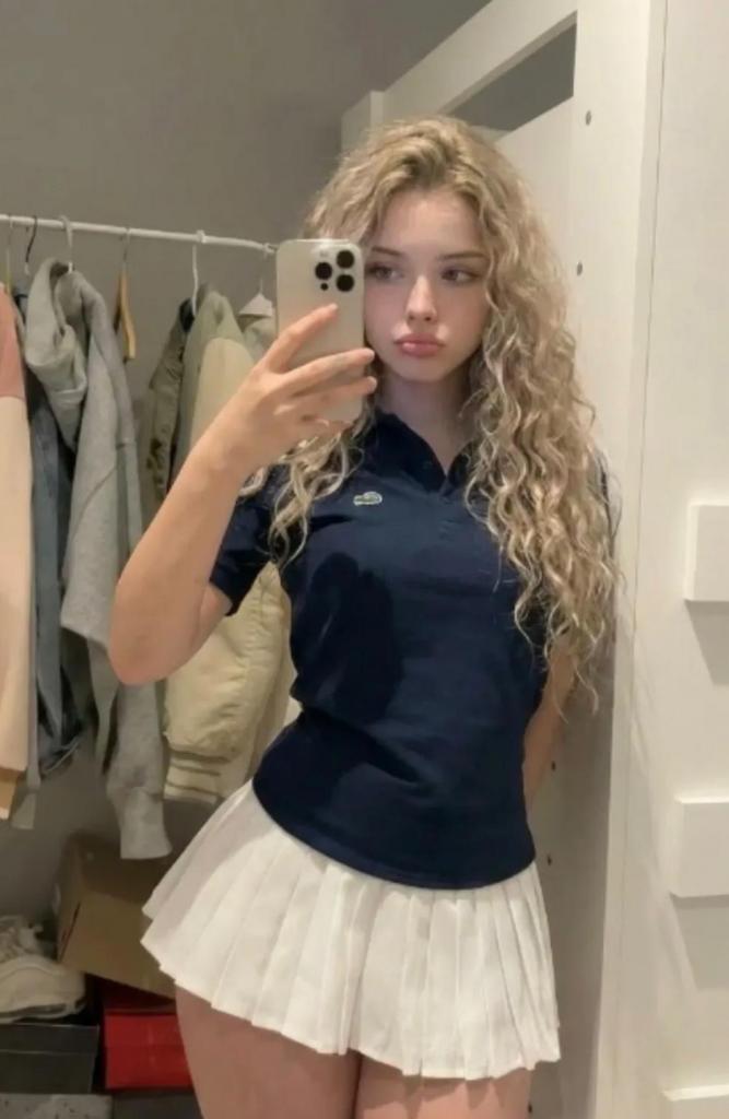 Chica busca chico en Cádiz: 