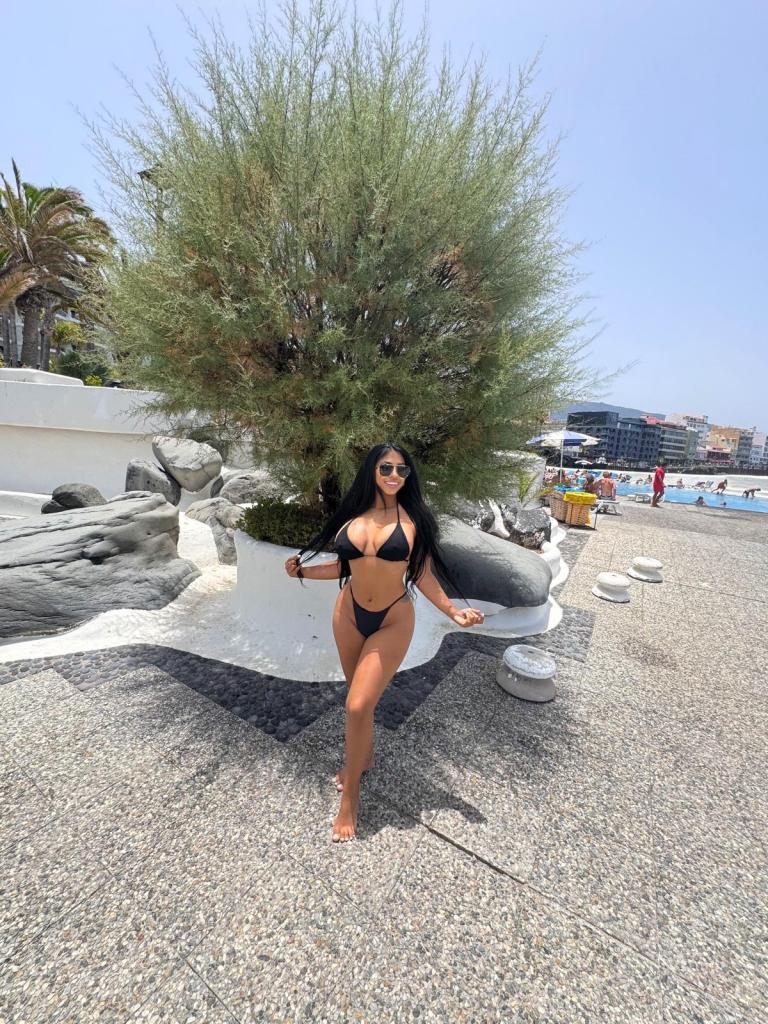 624831300: Chica busca chico en Alicante