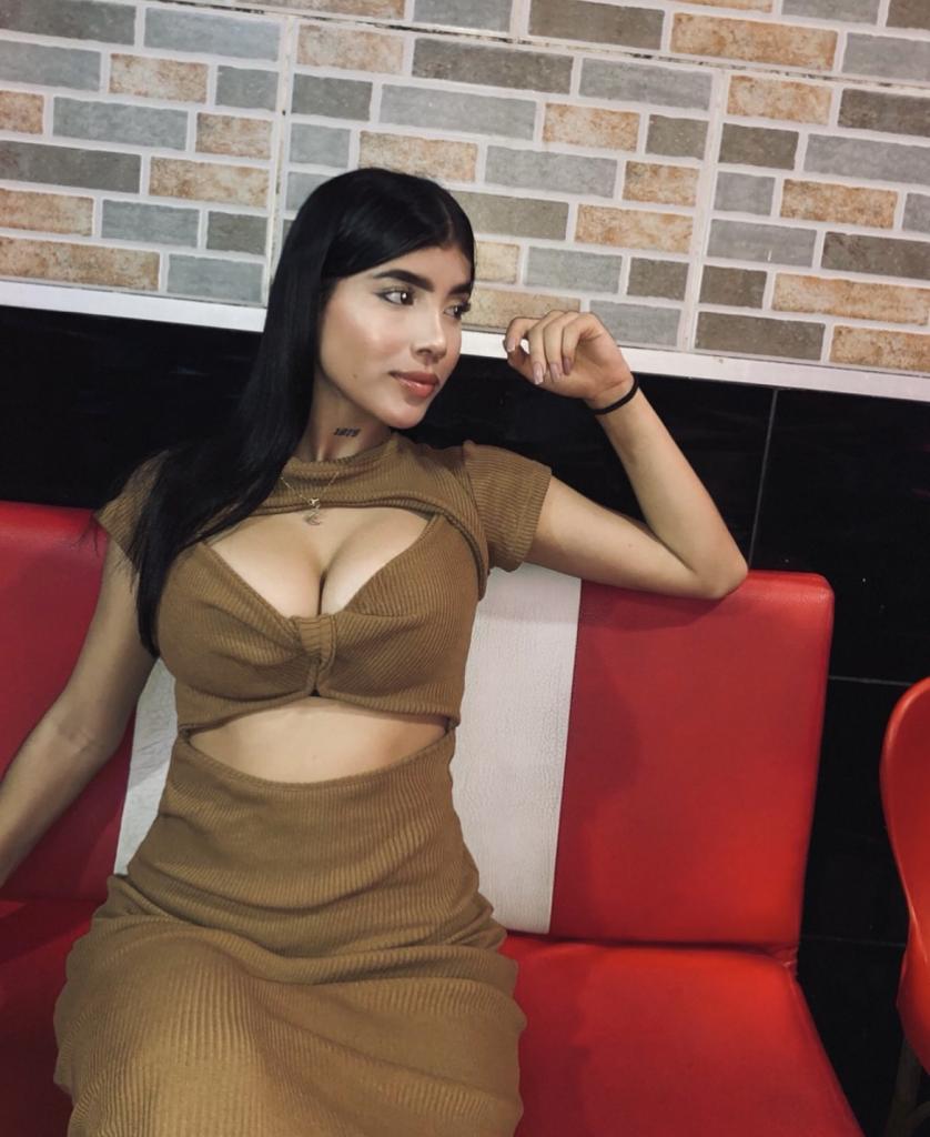 677471886: Chica busca chico en Tenerife