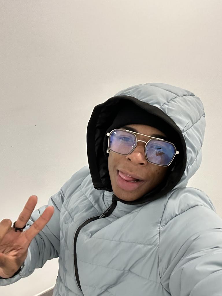 634714063: Chico busca chica en Alicante