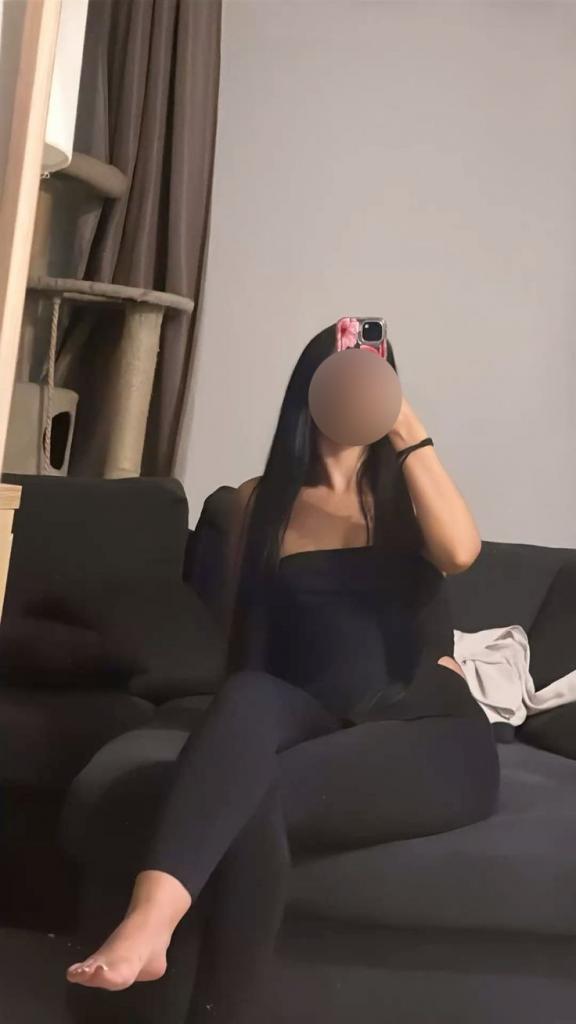 742070196: Chica busca chico en Tenerife