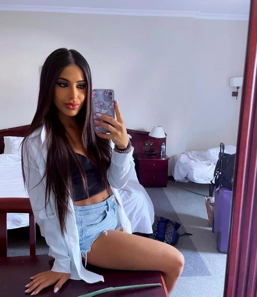 613287978: Chica busca chico en Mallorca