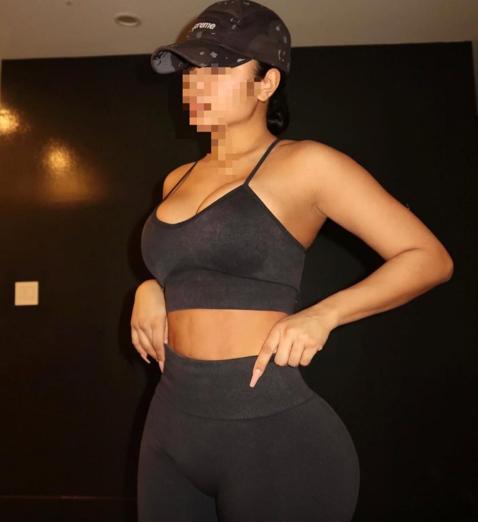 610709691: Chica busca chico en Cádiz