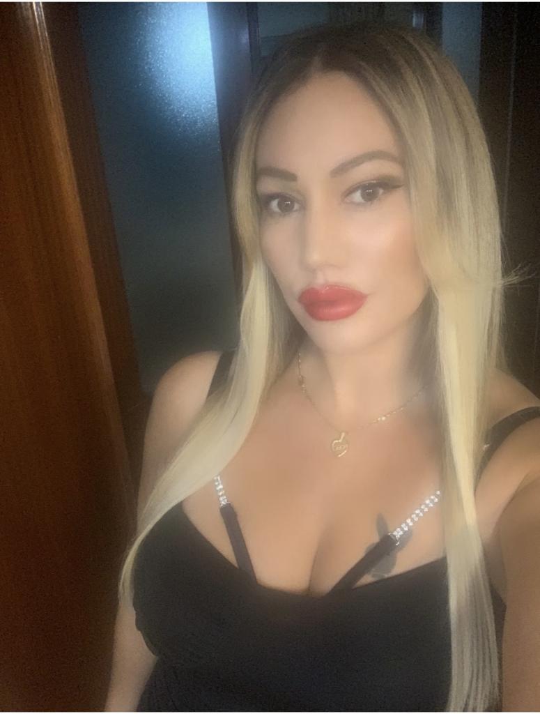 Chica busca chico en Cantabria: 