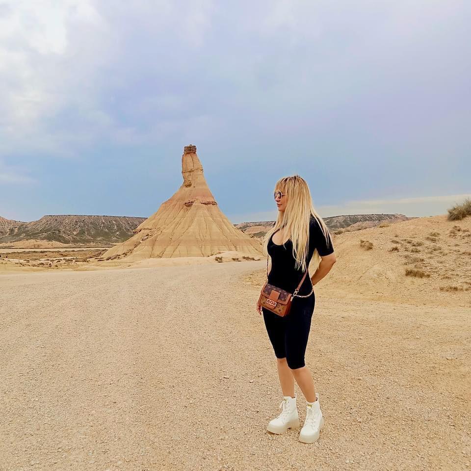 616217447: Chica busca chico en Navarra