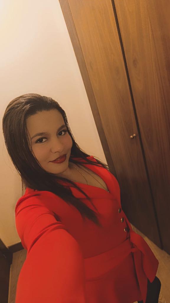 627267529: Chica busca chico en Madrid