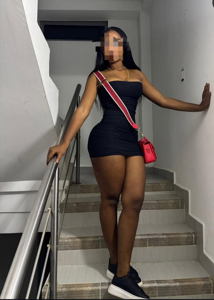 Chica busca chico en Huelva: 