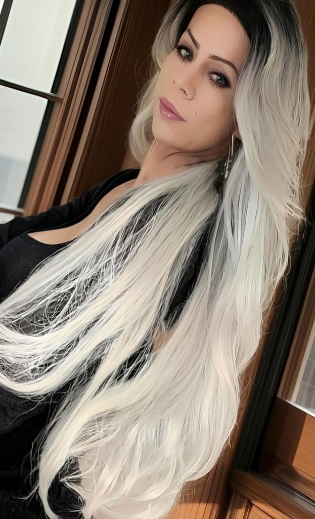 631825988: Transexual en Valencia