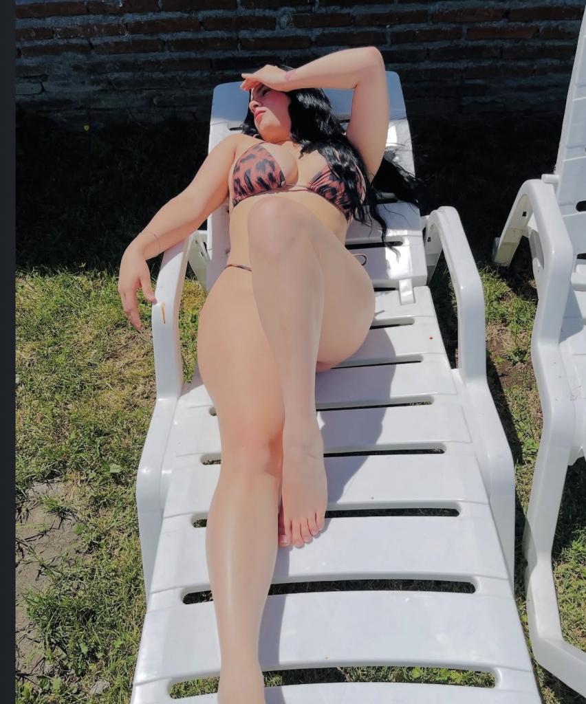 663486749: Chica busca chico en Cádiz