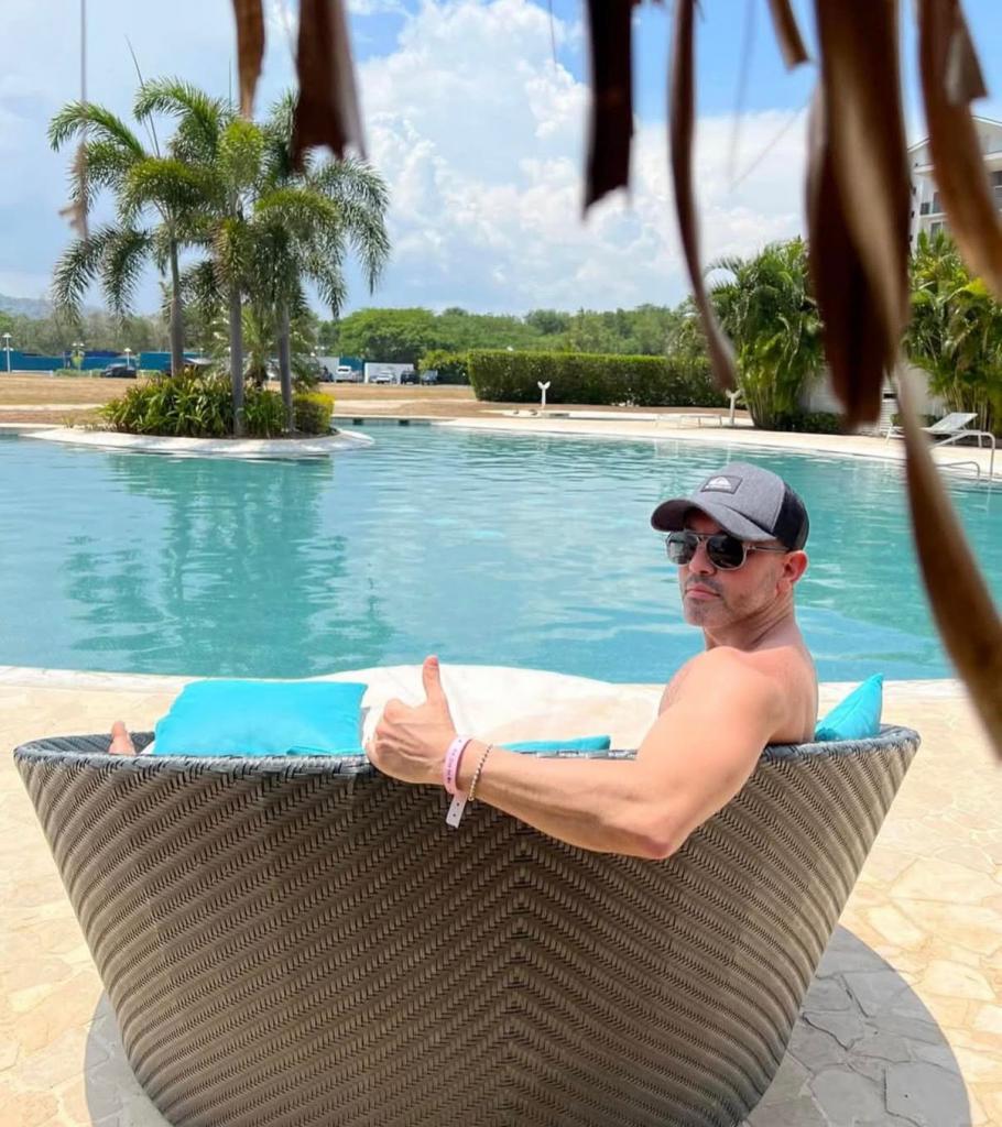 613821841: Chico busca chica en Alicante