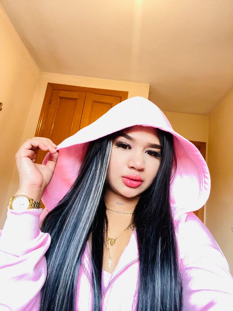 618387159: Chica busca chico en Madrid