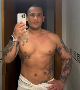 624722482: Chico busca chica en Málaga