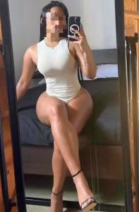 631500637: Chica busca chico en Murcia