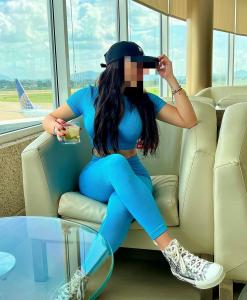 627114131: Chica busca chico en Gerona