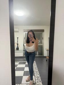 604176762: Chica busca chico en Granada