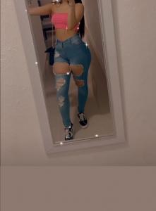 680938224: Chica busca chico en Cádiz