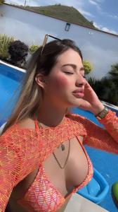 612209066: Chica busca chico en Sevilla