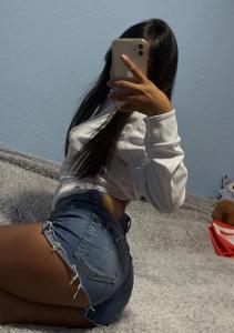 678954808: Chica busca chico en Málaga