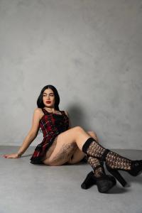 662452473: Chica busca chico en Ibiza