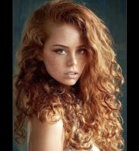 611442327: Chica busca chico en Tarragona