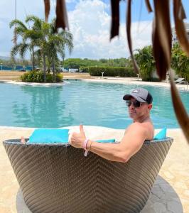 613821841: Chico busca chica en Alicante