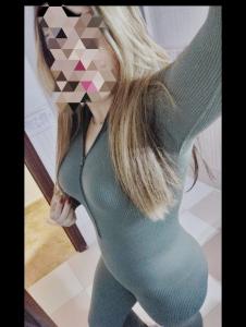 687471852: Chica busca chico en Málaga