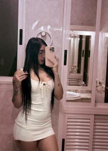 612297518: Chica busca chico en Málaga