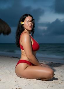 604235243: Chica busca chico en Cádiz