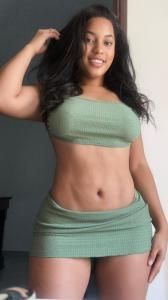 675795653: Chica busca chico en Cádiz