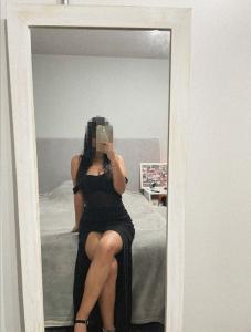 613823898: Chica busca chico en Cádiz