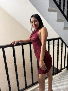 692712626: Chica busca chico en Sevilla