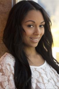 672992390: Chica busca chico en Murcia