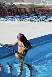 666469313: Chica busca chico en Tenerife